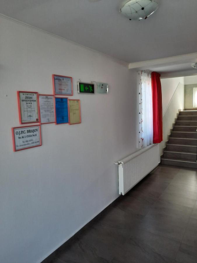 Pensiunea D&D Făgăraş Kültér fotó